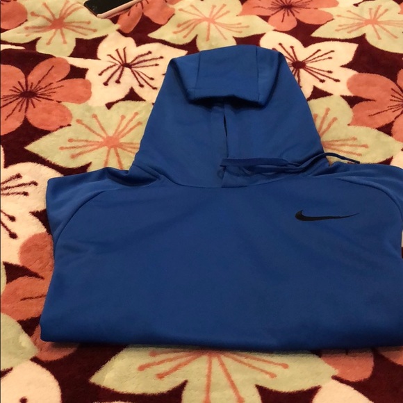 Nike Dri-Fit Hoodie - Picture 5 of 5